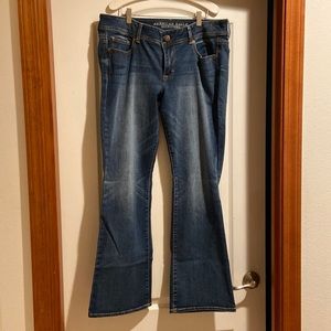 Women’s American Eagle outfitters jeans